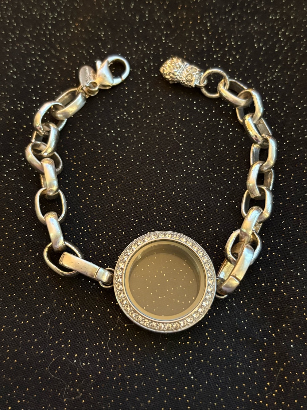 Origami Owl Bracelet with Twist Top Locket